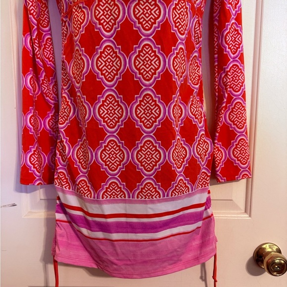 “CABANA LIFE” Coral Geo Rash Guard Cover Up - Picture 7 of 14